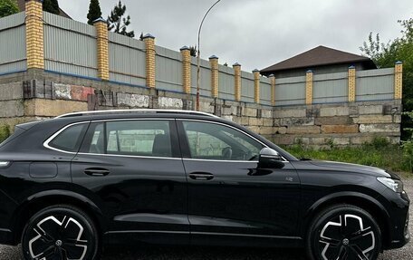 Volkswagen Tiguan, 2024 год, 4 397 000 рублей, 4 фотография