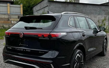 Volkswagen Tiguan, 2024 год, 4 397 000 рублей, 5 фотография