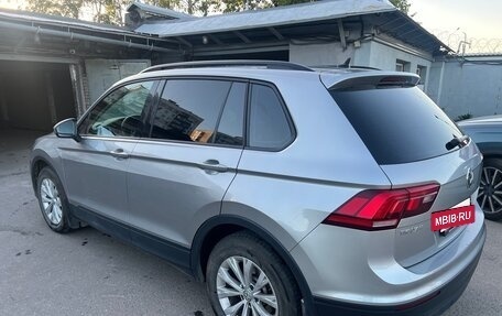 Volkswagen Tiguan II, 2019 год, 2 050 000 рублей, 6 фотография