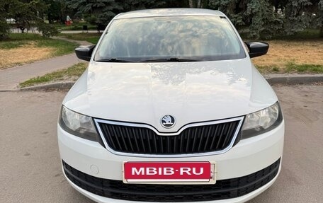 Skoda Rapid I, 2016 год, 900 000 рублей, 2 фотография