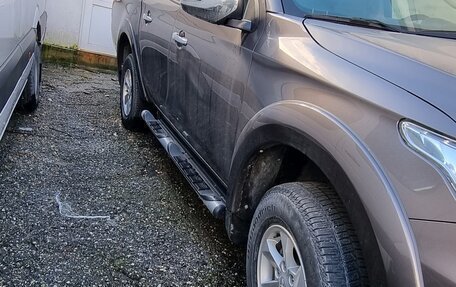 Mitsubishi L200 IV рестайлинг, 2015 год, 1 950 000 рублей, 3 фотография