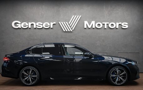 BMW 5 серия, 2024 год, 9 300 000 рублей, 6 фотография