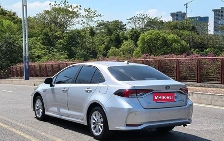 Toyota Corolla, 2023 год, 1 850 000 рублей, 5 фотография