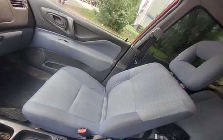 Mitsubishi Space Star I рестайлинг, 2001 год, 219 000 рублей, 27 фотография