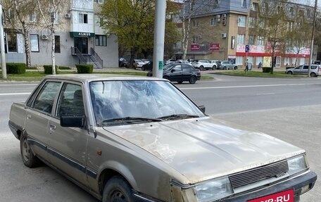 Toyota Camry, 1985 год, 78 000 рублей, 2 фотография
