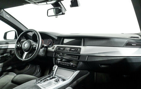 BMW 5 серия, 2016 год, 2 459 898 рублей, 9 фотография