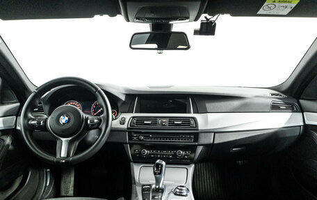 BMW 5 серия, 2016 год, 2 459 898 рублей, 13 фотография
