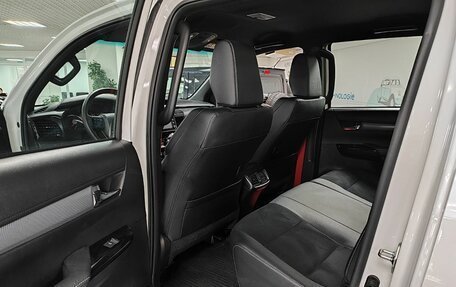 Toyota Hilux VIII, 2024 год, 8 250 000 рублей, 13 фотография