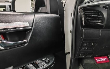 Toyota Hilux VIII, 2024 год, 8 250 000 рублей, 14 фотография