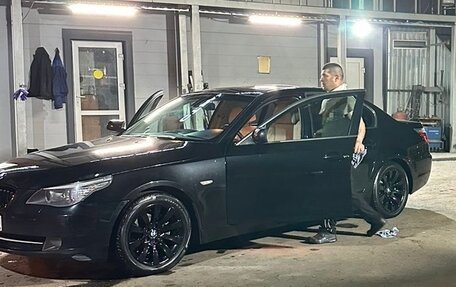 BMW 5 серия, 2008 год, 1 350 000 рублей, 1 фотография