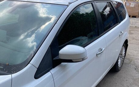Ford Focus II рестайлинг, 2011 год, 700 000 рублей, 2 фотография