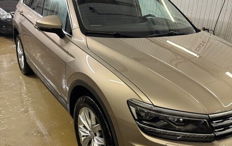 Volkswagen Tiguan II, 2018 год, 3 450 000 рублей, 4 фотография