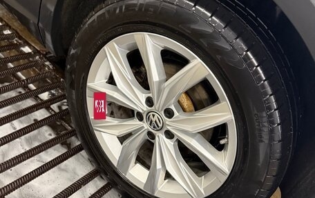 Volkswagen Tiguan II, 2018 год, 3 450 000 рублей, 12 фотография