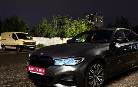 BMW 3 серия, 2019 год, 4 100 000 рублей, 2 фотография