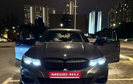 BMW 3 серия, 2019 год, 4 100 000 рублей, 3 фотография