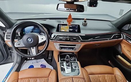 BMW 7 серия, 2022 год, 6 098 000 рублей, 6 фотография