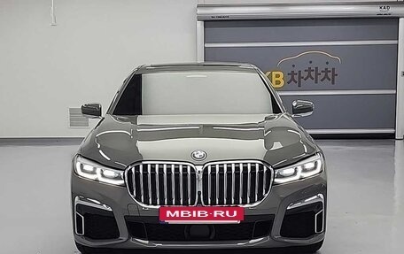 BMW 7 серия, 2022 год, 6 098 000 рублей, 2 фотография