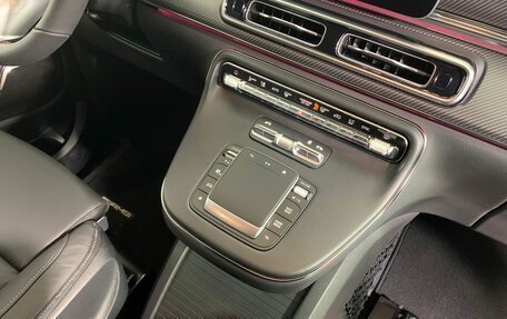 Mercedes-Benz V-Класс, 2024 год, 19 080 000 рублей, 26 фотография