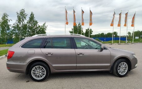 Skoda Superb III рестайлинг, 2012 год, 800 000 рублей, 5 фотография