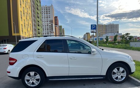 Mercedes-Benz M-Класс, 2010 год, 1 740 000 рублей, 7 фотография