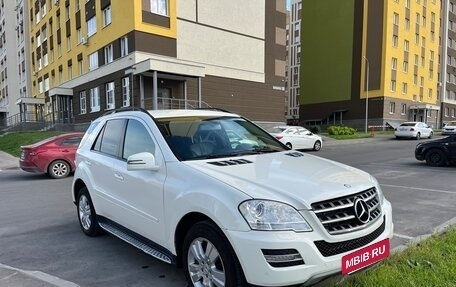 Mercedes-Benz M-Класс, 2010 год, 1 740 000 рублей, 8 фотография