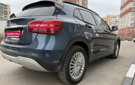 Mercedes-Benz GLA, 2019 год, 1 850 000 рублей, 5 фотография