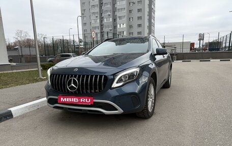 Mercedes-Benz GLA, 2019 год, 1 850 000 рублей, 7 фотография