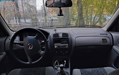 Mazda 323, 2000 год, 170 000 рублей, 2 фотография
