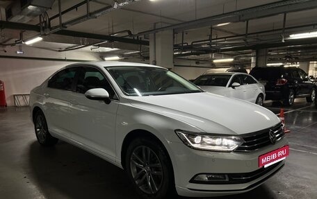 Volkswagen Passat B8 рестайлинг, 2019 год, 2 450 000 рублей, 2 фотография