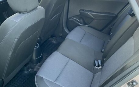 Hyundai Solaris II рестайлинг, 2021 год, 1 550 000 рублей, 8 фотография