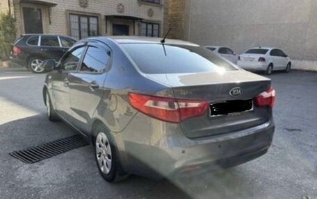 KIA Rio III рестайлинг, 2013 год, 800 000 рублей, 3 фотография
