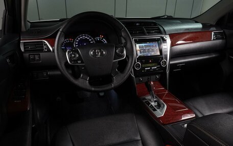 Toyota Camry, 2013 год, 1 729 000 рублей, 6 фотография