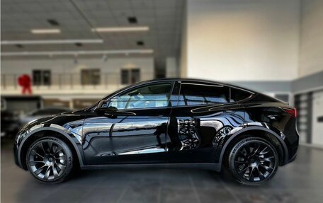 Tesla Model Y I, 2024 год, 6 457 000 рублей, 2 фотография