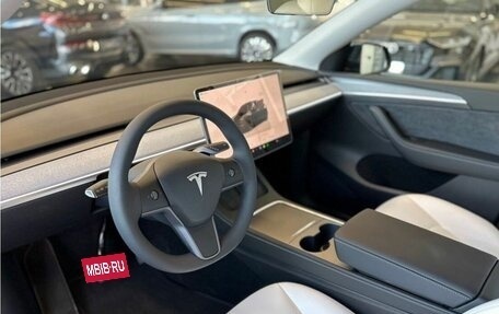 Tesla Model Y I, 2024 год, 6 457 000 рублей, 10 фотография