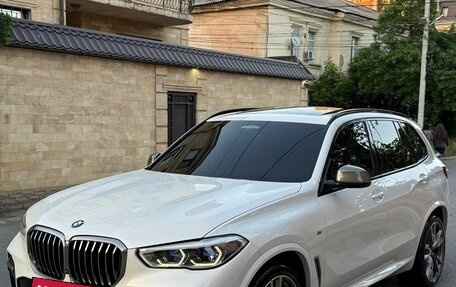 BMW X5, 2019 год, 6 900 000 рублей, 3 фотография