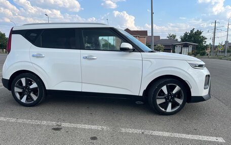 KIA Soul III, 2020 год, 2 000 000 рублей, 6 фотография