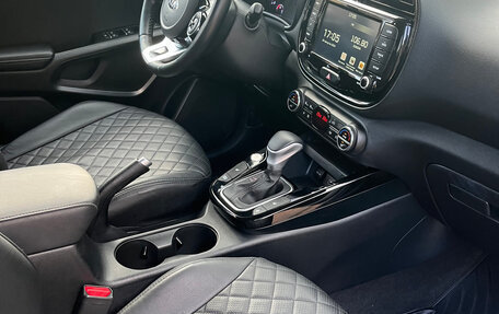 KIA Soul III, 2020 год, 2 000 000 рублей, 12 фотография