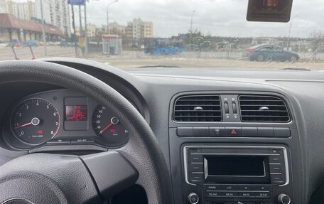 Volkswagen Polo VI (EU Market), 2012 год, 600 000 рублей, 4 фотография