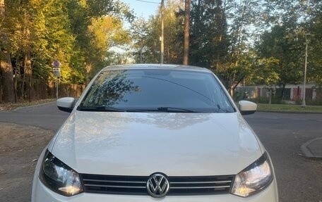 Volkswagen Polo VI (EU Market), 2012 год, 600 000 рублей, 25 фотография