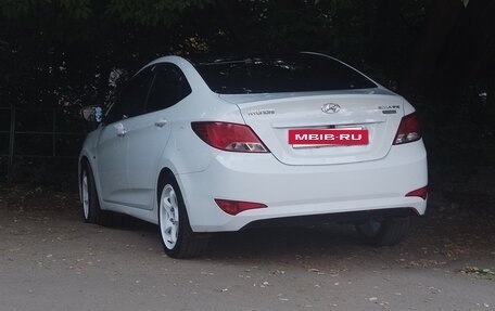 Hyundai Solaris II рестайлинг, 2015 год, 1 200 000 рублей, 6 фотография