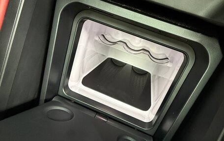 Mercedes-Benz S-Класс, 2023 год, 22 000 000 рублей, 24 фотография