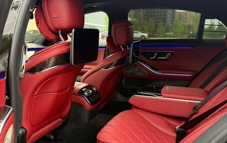 Mercedes-Benz S-Класс, 2023 год, 22 000 000 рублей, 34 фотография