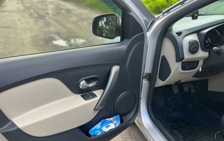 Renault Logan II, 2018 год, 680 000 рублей, 8 фотография