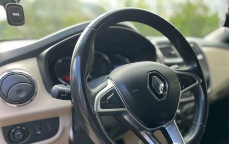 Renault Logan II, 2018 год, 680 000 рублей, 15 фотография
