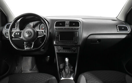 Volkswagen Polo VI (EU Market), 2019 год, 1 090 000 рублей, 11 фотография