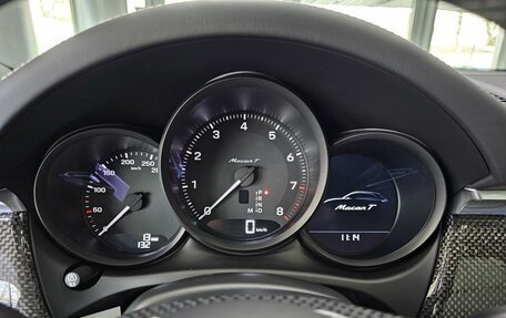 Porsche Macan I рестайлинг, 2024 год, 16 770 000 рублей, 21 фотография