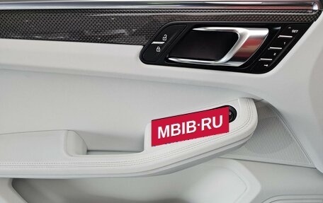 Porsche Macan I рестайлинг, 2024 год, 16 770 000 рублей, 17 фотография
