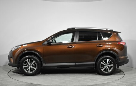 Toyota RAV4, 2017 год, 2 200 000 рублей, 4 фотография