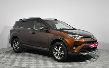 Toyota RAV4, 2017 год, 2 200 000 рублей, 3 фотография