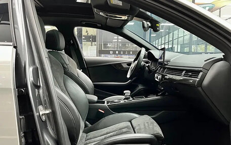 Audi A4, 2022 год, 2 700 777 рублей, 5 фотография